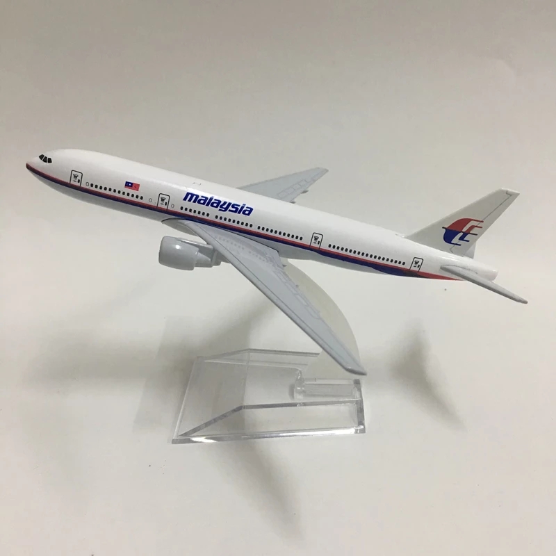 Kids Toys Malaysia - 1/400 Scale Alloy Aircraft Boeing 777